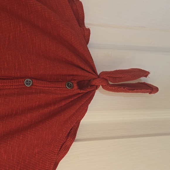 Button tshirt - Picture 3 of 5